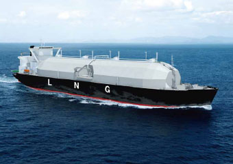 Continuous Tank Cover Spherical Tank LNG Carrier, “SAYAENDO” (Photo courtesy of the Nagasaki Shipyard and Machinery Works of Mitsubishi Heavy Industries, Ltd.)